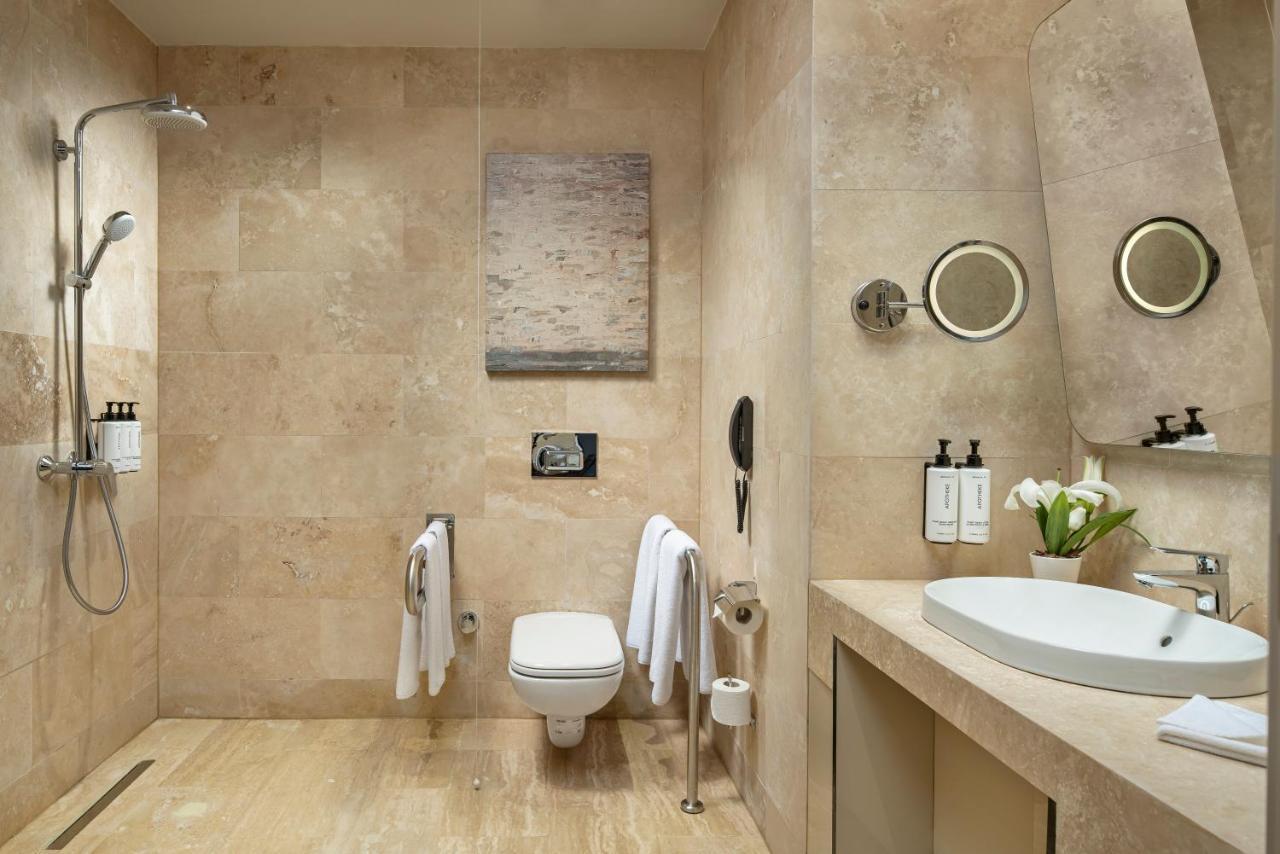 Отель Crowne Plaza - Istanbul Tuzla Viaport Marina By Ihg Экстерьер фото