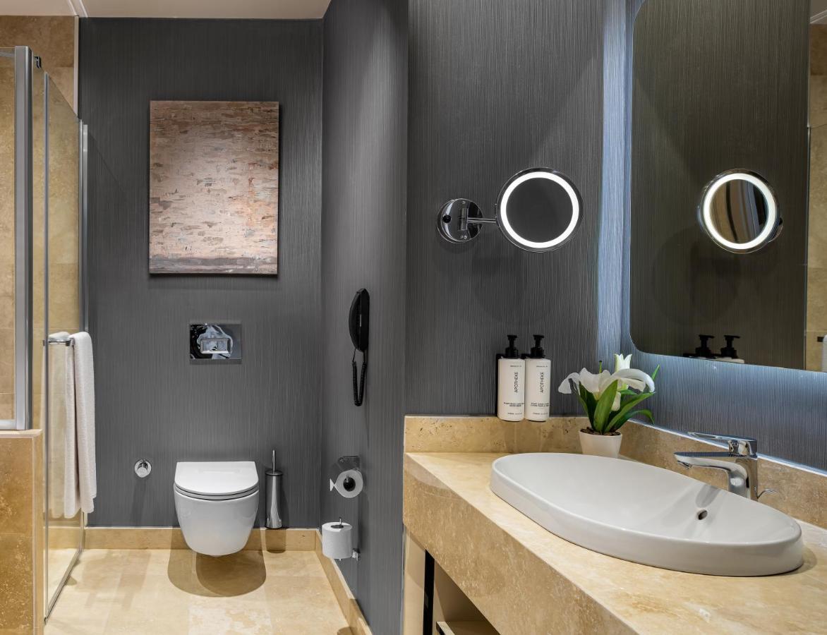 Отель Crowne Plaza - Istanbul Tuzla Viaport Marina By Ihg Экстерьер фото